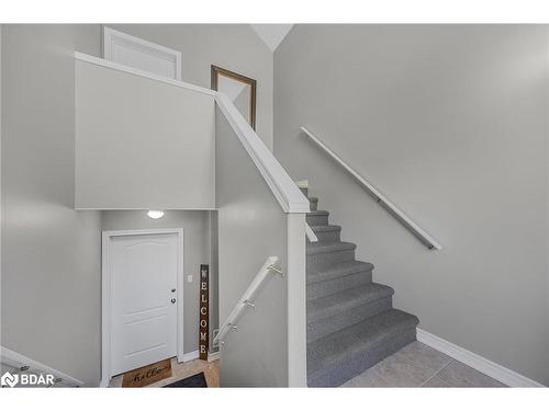 347 Blake Street, Barrie, ON - Indoor Photo Showing Other Room