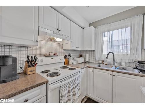 347 Blake Street, Barrie, ON - Indoor Photo Showing Kitchen With Double Sink