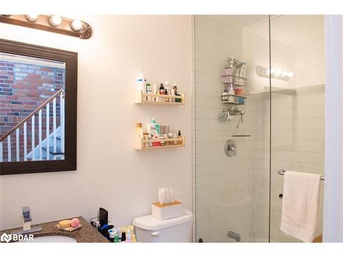 213-200 Stinson Street, Hamilton, ON - Indoor Photo Showing Bathroom