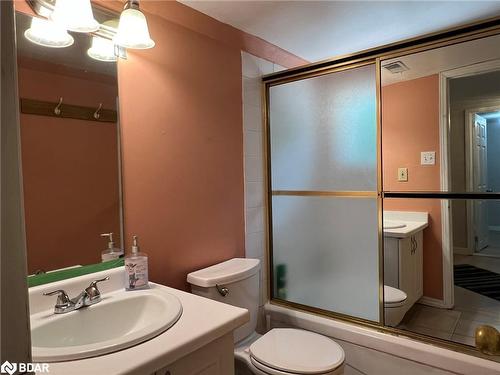 34 Broadview Street, Collingwood, ON - Indoor Photo Showing Bathroom