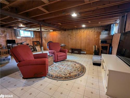 211 Sunset Crescent, Stroud, ON - Indoor Photo Showing Basement