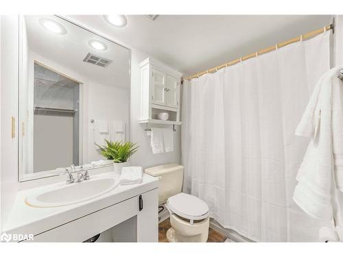 304-181 Collier Street, Barrie, ON - Indoor Photo Showing Bathroom