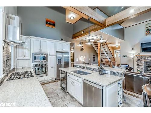 5 Dale Court, Oro-Medonte, ON - Indoor Photo Showing Kitchen With Double Sink