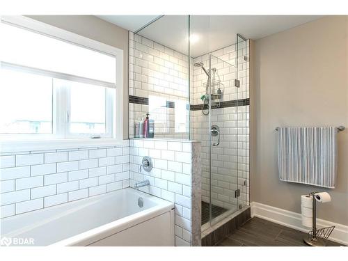 187 Findlay Drive, Collingwood, ON - Indoor Photo Showing Bathroom