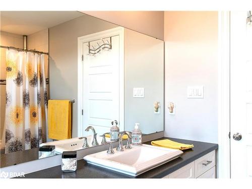 187 Findlay Drive, Collingwood, ON - Indoor Photo Showing Bathroom