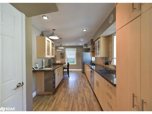 188 Nottawasaga Street, Orillia, ON - Indoor Photo Showing Kitchen