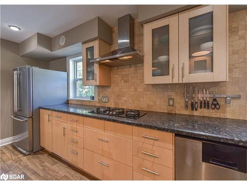 188 Nottawasaga Street, Orillia, ON - Indoor Photo Showing Kitchen