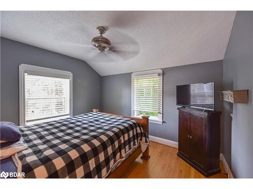 188 Nottawasaga Street, Orillia, ON - Indoor Photo Showing Bedroom