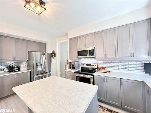 26 Bianca Crescent, Wasaga Beach, ON - Indoor Photo Showing Kitchen With Stainless Steel Kitchen With Upgraded Kitchen