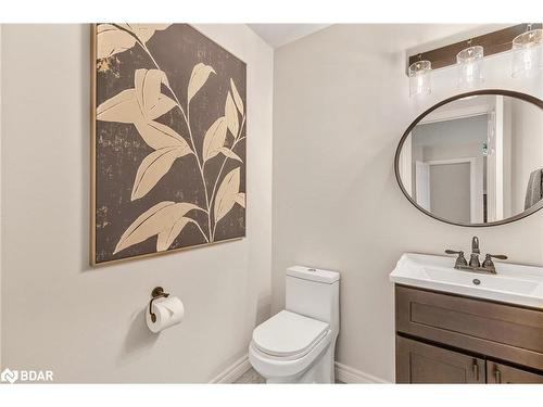 25 Silver Court, Hamilton, ON - Indoor Photo Showing Bathroom