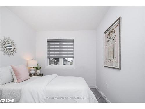 25 Elsegood Drive, Guelph, ON - Indoor Photo Showing Bedroom