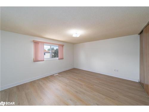 25 Overlord Crescent, Scarborough, ON - Indoor Photo Showing Other Room