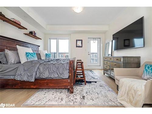 90 William Duncan Road Road, Toronto, ON - Indoor Photo Showing Bedroom