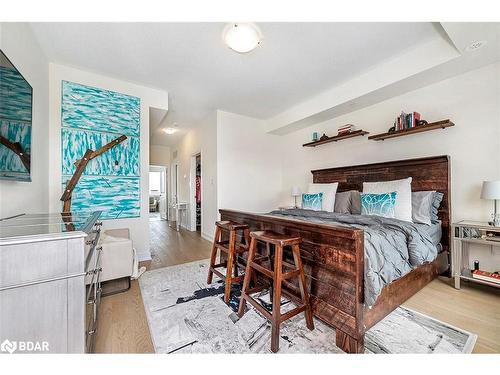 90 William Duncan Road Road, Toronto, ON - Indoor Photo Showing Bedroom