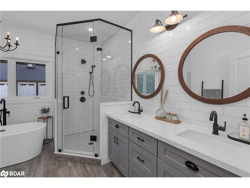 2456 Line 2 North, Oro-Medonte, ON - Indoor Photo Showing Bathroom