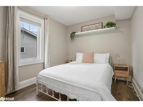 115 Clapperton Street, Barrie, ON - Indoor Photo Showing Bedroom