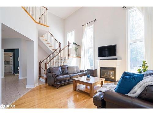 28 Camelot Square, Barrie, ON - Indoor Photo Showing Living Room With Fireplace