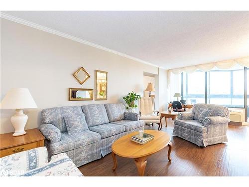 801-181 Collier Street, Barrie, ON - Indoor Photo Showing Living Room