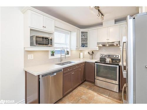 54 William Street, Toronto, ON - Indoor Photo Showing Kitchen With Double Sink