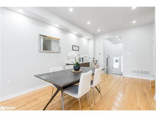 13313 Bathurst Street, Richmond Hill, ON - Indoor Photo Showing Dining Room