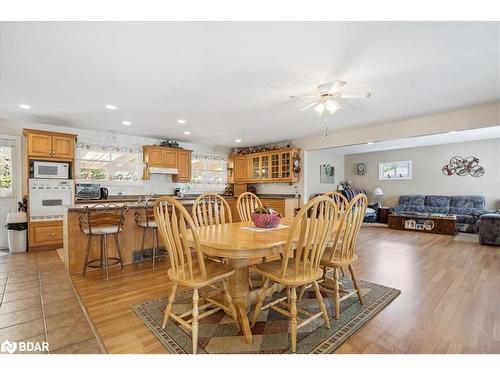 7 Whipps Court, Collingwood, ON - Indoor Photo Showing Dining Room