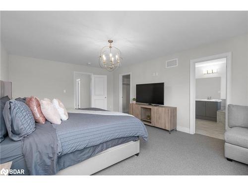 206 Prescott Drive, Stayner, ON - Indoor Photo Showing Bedroom