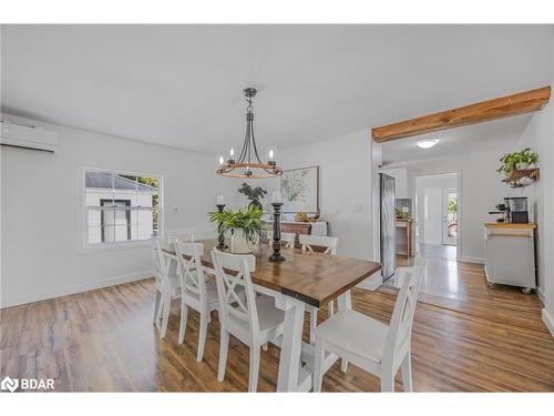 665 4 Line S, Oro-Medonte, ON - Indoor Photo Showing Dining Room