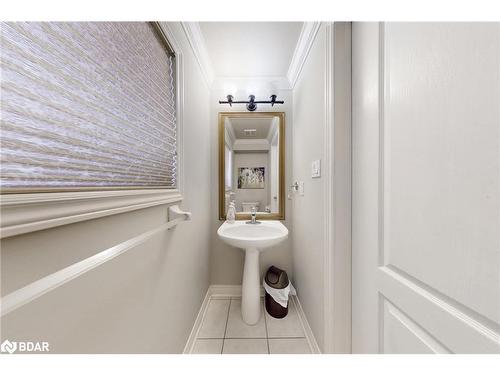 19 Hillpath Crescent, Brampton, ON - Indoor Photo Showing Bathroom