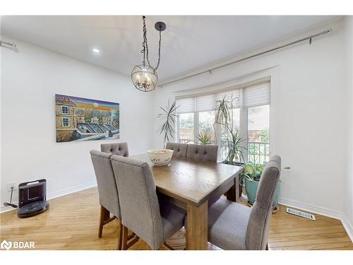 19 Hillpath Crescent, Brampton, ON - Indoor Photo Showing Dining Room