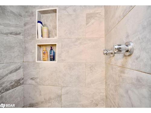 179 Melrose Avenue, Wasaga Beach, ON - Indoor Photo Showing Bathroom