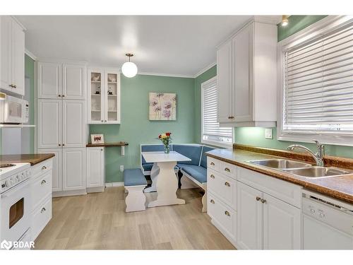 115 Albert Street, Peterborough, ON - Indoor Photo Showing Kitchen With Double Sink