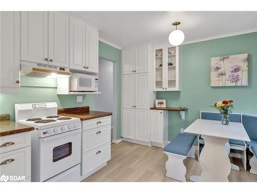 115 Albert Street, Peterborough, ON - Indoor Photo Showing Kitchen