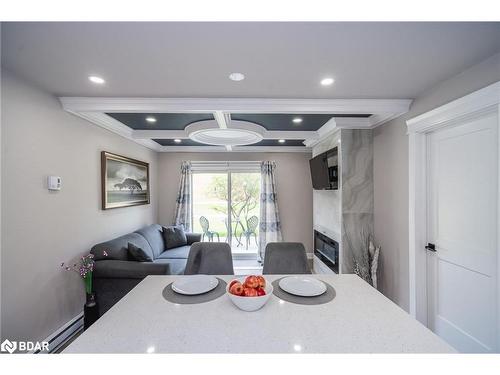 K1-155 Edgehill Drive, Barrie, ON - Indoor Photo Showing Dining Room