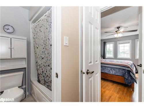 1222 Inniswood Street, Innisfil, ON - Indoor Photo Showing Bathroom