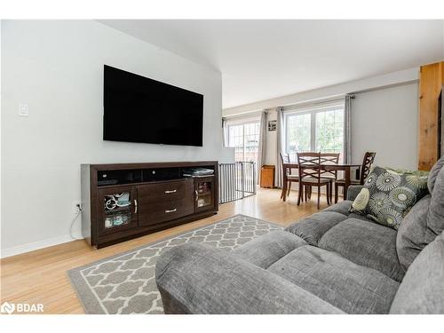 1222 Inniswood Street, Innisfil, ON - Indoor Photo Showing Living Room