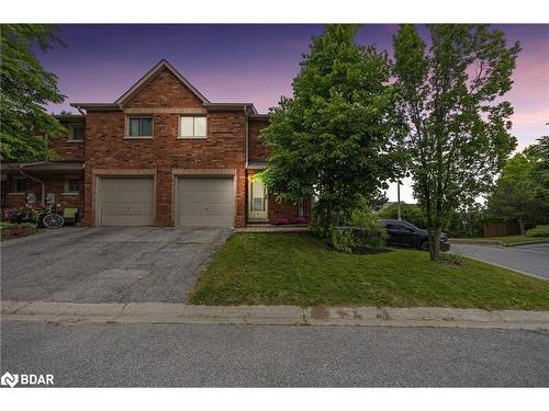 9 Quail Crescent, Barrie, ON - Outdoor