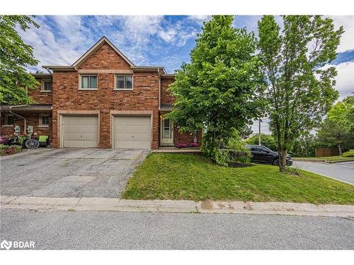 9 Quail Crescent, Barrie, ON - Outdoor With Facade