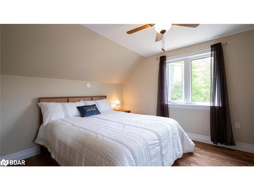 179 West Point Sands Road, Huntsville, ON - Indoor Photo Showing Bedroom