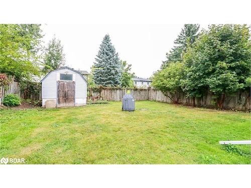 29 Bronte Crescent, Barrie, ON - Outdoor With Backyard