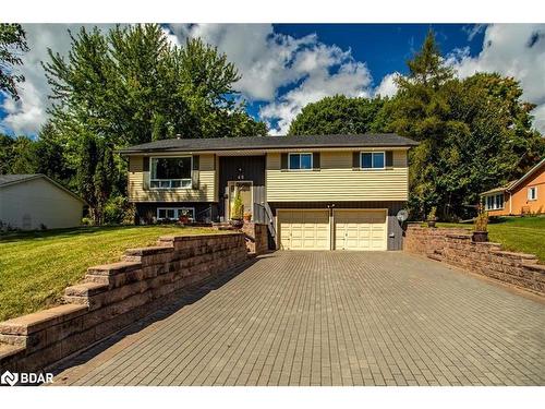 65 Meadow Heights Drive, Bracebridge, ON - Outdoor With Deck Patio Veranda