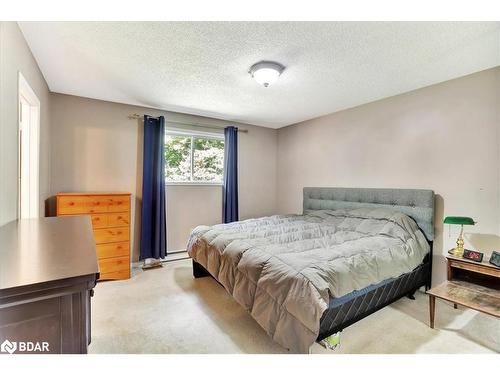 65 Meadow Heights Drive, Bracebridge, ON - Indoor Photo Showing Bedroom