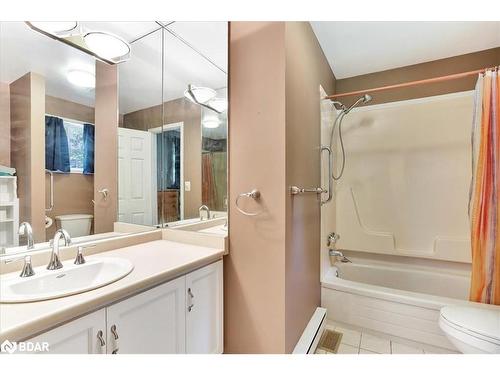 65 Meadow Heights Drive, Bracebridge, ON - Indoor Photo Showing Bathroom