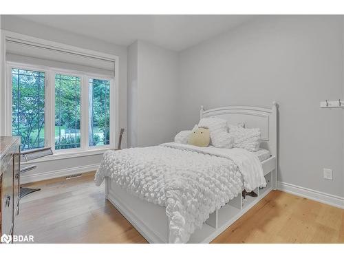 101 Budds Mill Road, Snow Valley, ON - Indoor Photo Showing Bedroom