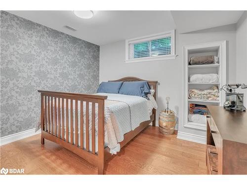 101 Budds Mill Road, Snow Valley, ON - Indoor Photo Showing Bedroom