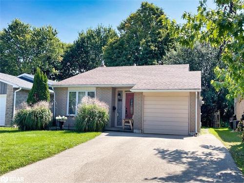 170 Parkside Drive E, Fergus, ON - Outdoor