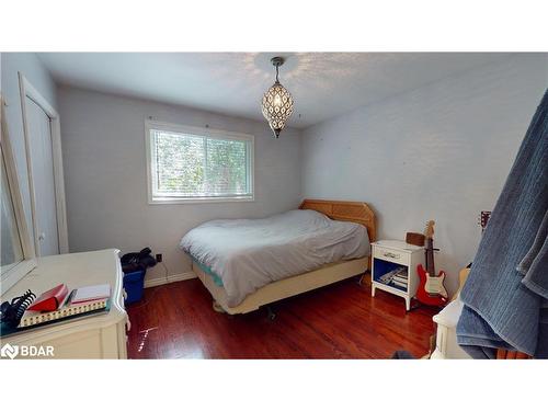 170 Parkside Drive E, Fergus, ON - Indoor Photo Showing Bedroom