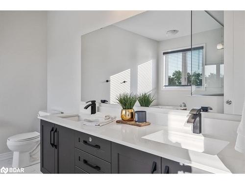 95 Trail Boulevard, Minesing, ON - Indoor Photo Showing Bathroom