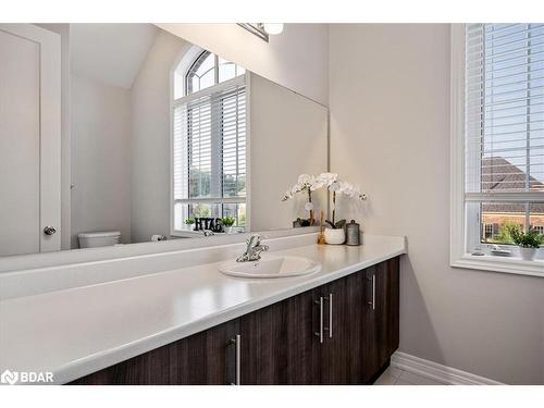 95 Trail Boulevard, Minesing, ON - Indoor Photo Showing Bathroom