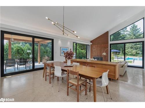 64 Puget Street, Barrie, ON - Indoor Photo Showing Dining Room