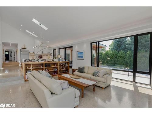 64 Puget Street, Barrie, ON - Indoor Photo Showing Living Room